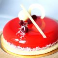L'Essentiel { Entremets framboise, Malibu, coco[...]