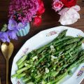 En mode retour de l'Amap : asperges vertes,[...]
