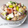 SALADE DE LÉGUMINEUSES À LA GRECQUE