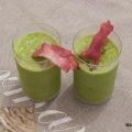 Verrine de soupe de petits pois et lard[...]