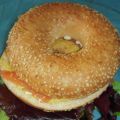 Bagel Saumon, Chèvre et Moutarde Douce