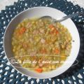 SOUPE AUX POIS AVEC ROULÉ DE PORC SAUMURÉ