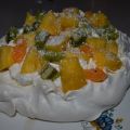Pavlova aux fruits exotiques
