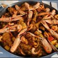 Paella au poulet dans mon paellero