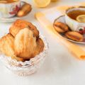 Madeleines à la fleur d'oranger et pépites de[...]
