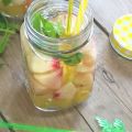 Detox water aux fruits d'été et à la menthe
