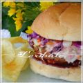 Burgers de porc barbecue et salade de chou