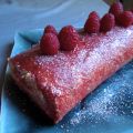Roulé à la framboise et aux biscuits rose de[...]