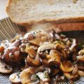 La poêlée de champignons de l'homme