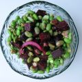 Salade de betteraves, d'edamame et de pistaches