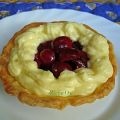 Tartelette garnie à la brousse et citron et[...]