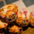 Muffins au yogourt au citron et aux framboises