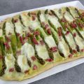 Pizza asperges vertes, jambon de Parme et[...]