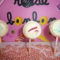 Macarons sucettes ganache à la vanille pour les[...]