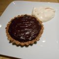 Tartelettes au chocolat et au vieux rhum, crème[...]