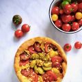 Tarte briochée aux tomates et à la tapenade