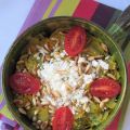 Poêlée de courgettes jaunes à la feta & aux[...]