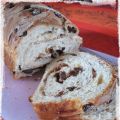 Pain aux raisins et cannelle