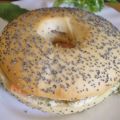 BAGELS SAUMON ET FROMAGE A LA CIBOULETTE