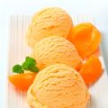 Glace à l'abricot