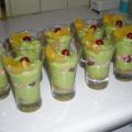 Verrines de mousse d4avocat et tomates[...]