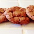 Biscuits soufflés au chocolat, sans farine,[...]