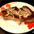 Côte de boeuf et sa sauce aux herbes