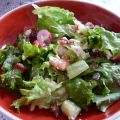 Une salade avec pleins de choses dedans!