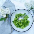 Salade de petits pois crus (et velouté avec les[...]