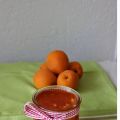 Confiture d'abricots à la vanille et aux amandes