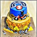 Gâteau d'anniversaire : travaux partout et moto