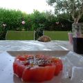 Tomate en salade, vanille et zeste de citron[...]