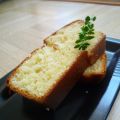 Cake au citron et au thym citronné