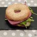 Bagel au rôti de bœuf froid aigre-doux / Beef[...]