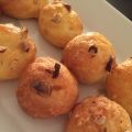 Gougères au beaufort et aux noisettes.