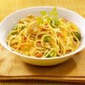 Nouilles sautées au poulet sauce curry poivron[...]