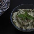 Pesto de courgettes aux amandes et chèvre frais