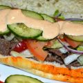Sous-marin au steak et fromage, sauce sud-ouest[...]
