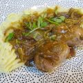Saucisses sauce caramélisée à l'oignon ou[...]