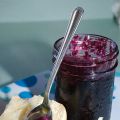 Confiture de bleuets vanillée au Galliano