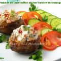 Pommes de terre cuites au four farcies au[...]