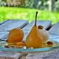 Poires pochées au vin - safran / gingembre /[...]
