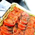 Tarte pesto et tomates fraîches