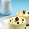 Entremets caramel, chocolat blanc et praliné[...]