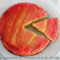 Gâteau renversé à l'avocat et à la rhubarbe