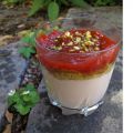 Panna cotta au thé aux amandes, pistaches &[...]