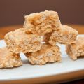 Fudge croquant au caramel