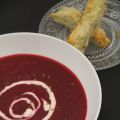Soupe de betteraves aux pommes , finger scones[...]