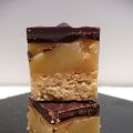 Délices au caramel et au chocolat noir