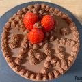 Layer cake fraises, cream-cheese et chocolat